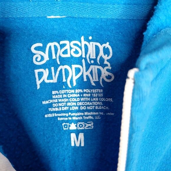 The Smashing Pumpkins The World is a Vampire 2023 Tour Hoodie Size Medium - Picture 6 of 8